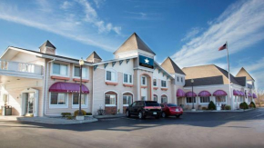 Отель Magnuson Grand Pioneer Inn and Suites  Эсканаба
